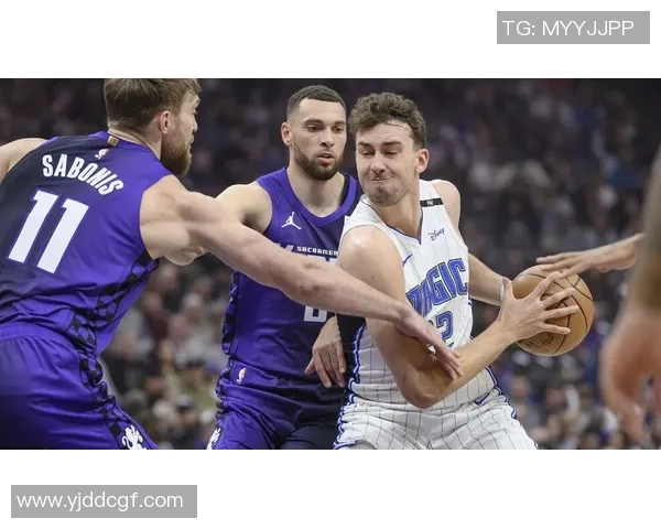 拉文报销!一年前的3队14人交易,国王亏麻