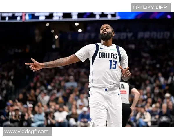 国王拒绝18分逆转，力克独行侠！阿丘瓦29+12，马绍尔空砍30+10+6